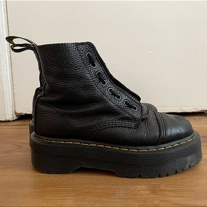 Dr Martens Sinclair Milled Napa Leather Platform 7m